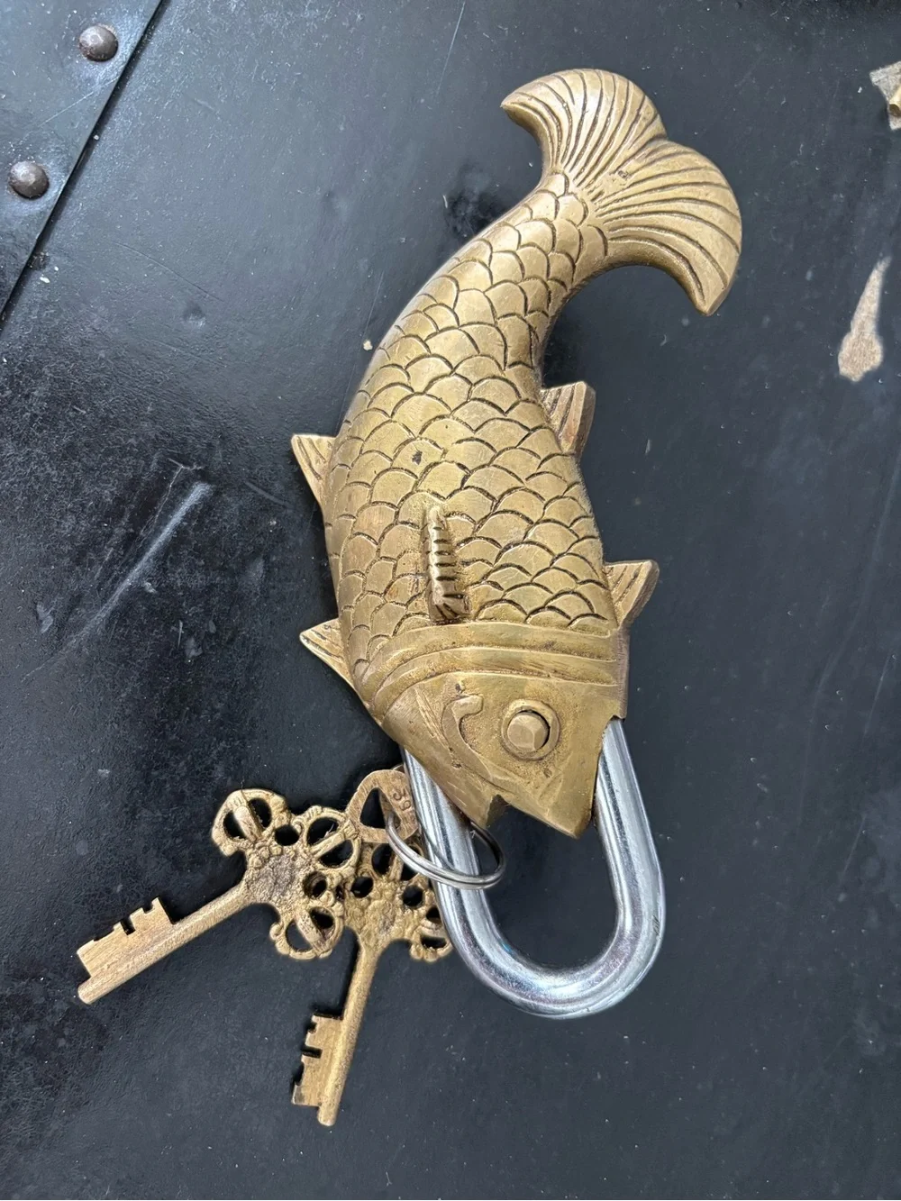 Antique Brass Fish-Shaped Lock - Gold Decorative Pet Fish Accessory 7 inches